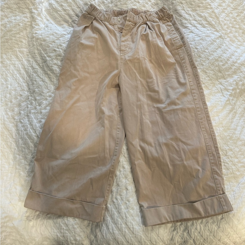 Free People BNWT cropped khakis
